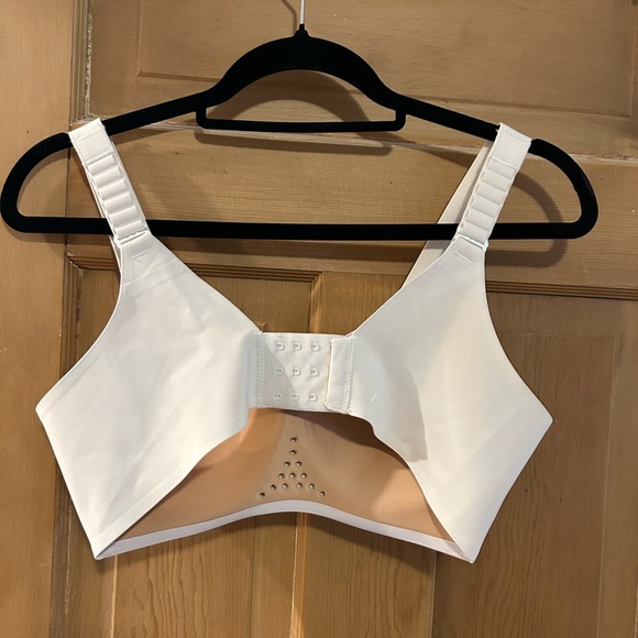 Knix Catalyst Sports Bra - Picture 6 of 10